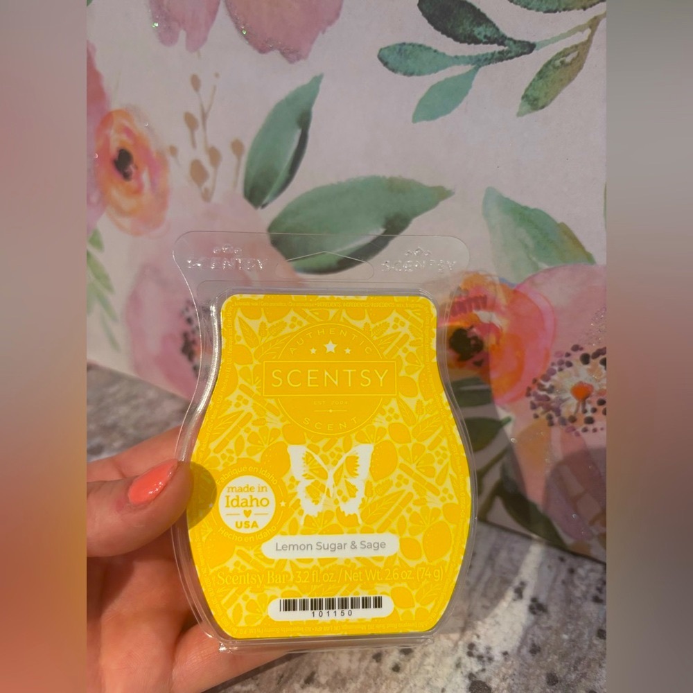 Scentsy Wax & Capsule 💙💛